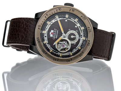 Orient Revival Retro Future Camera Automatic Open Heart RA-AR0203Y30B