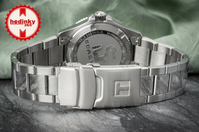Tissot Seastar 1000 Quartz T120.210.11.011.00 (+ Ersatz-Uhrenarmband)