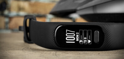 Garmin Vívosmart 5, Black, Größe L