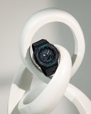 Casio G-Shock Original GMA-S2100GA-1AER Carbon Core Guard