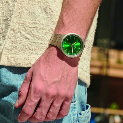 Swatch Forest Face SB07S101G