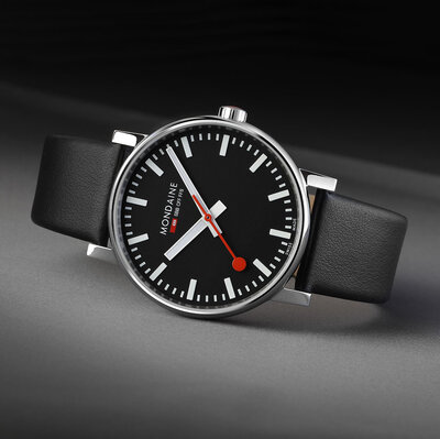 Mondaine Evo2 Quartz MSE.43120.LB