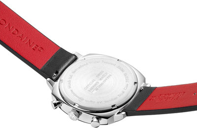 Mondaine Grand Cushion Quartz MSL.41410.LBV.SET (+ Ersatz-Uhrenarmband)