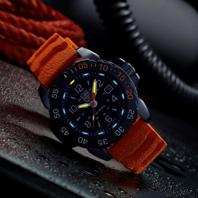 Luminox Navy SEAL Foundation Back to the Blue XS.3253.CBNSF.SET (+ Ersatz-Uhrenarmband)