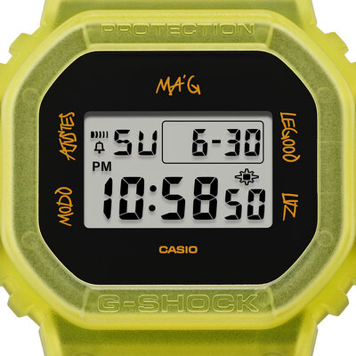 Casio G-Shock Original DWE-5600JB-1A9ER J. Balvin Collaboration (+Ersatzband und Lünette)