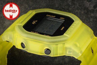 Casio G-Shock Original DWE-5600JB-1A9ER J. Balvin Collaboration (+Ersatzband und Lünette)