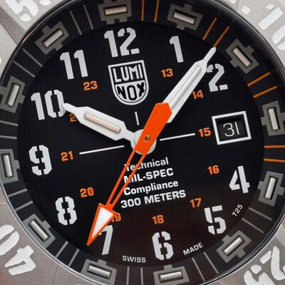 Luminox Mil Spec XL.3359.SET (+ Ersatzband)