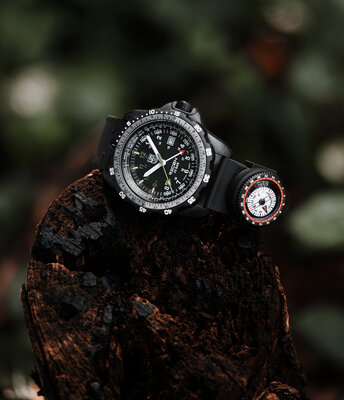 Luminox Recon Point Man 8830 Series XL.8837.2