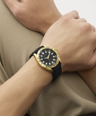 Guess Neo GW1065G2
