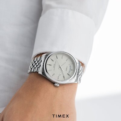 Timex Legacy TW2V67900UK