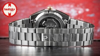 Bulova Surveyor Automatic 98B422